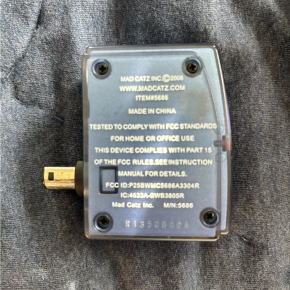 Blue Wireless Controller for GameCube - Picture 2 of 4